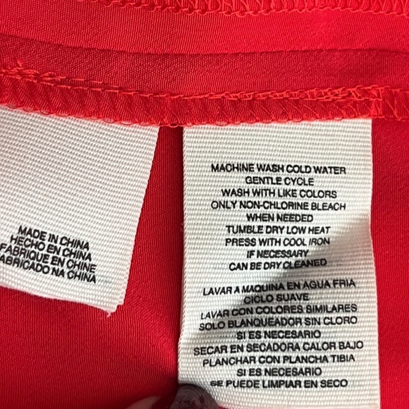 COPY -(NWT) RACHEL Rachel Roy Red V-Neck Handkerchief Hem Top Plus Size 3X/4X - Picture 13 of 14